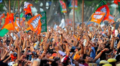 ભાજપના નેતા અમિતસિંહને મતદાન પૂર્વે બદનામ કરવાની સાથે બ્લેકમેલ કરવાની ફોજદારી ઘટના સામે આવી.